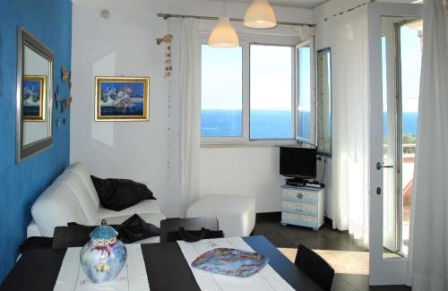 Poggi Apartment | Apartment Ulivi sul Mare by Interhome