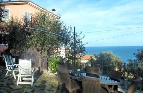 Poggi Apartment | Apartment Ulivi sul Mare by Interhome