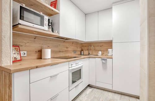 La Mata Apartment | Apartment 'Verano Azul' with Shared Pool, Wi-Fi and Air Conditioning