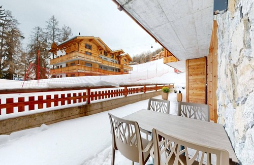 Nendaz Apartment | Apartment Veysonnaz near Ski Slopes