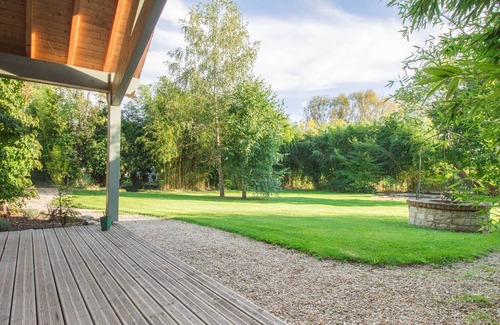 Pougny Apartment | Apartment-Villa , Appartement- Villa avec jardin privé