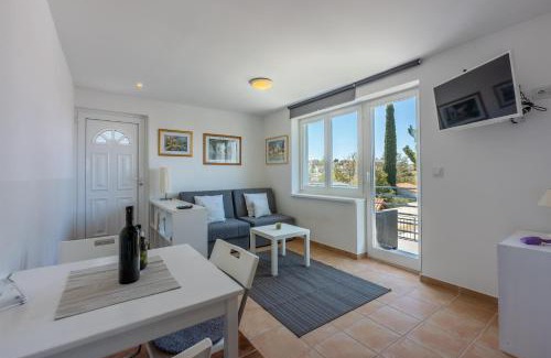 Njivice Apartment | Apartment Vito