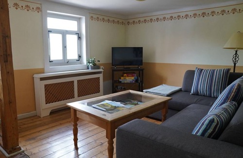Ehrenberg Apartment | Apartment Wasserkuppe 90sqm with wood stove - Weiherhof
