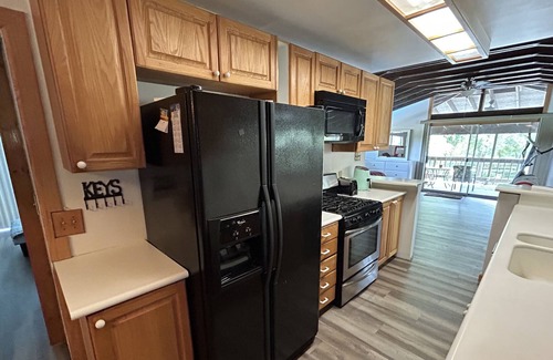 Orange City Apartment | Apartment with all the amenities of a campground. 20 minutes from Daytona