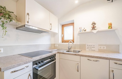Moosen Apartment | Apartment with ski storage room and balcony