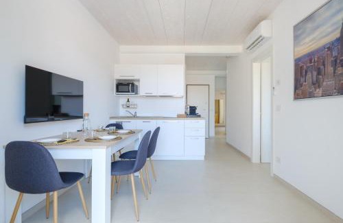 Santo Stefano Apartment | Apartment With Elevator And Private Parking