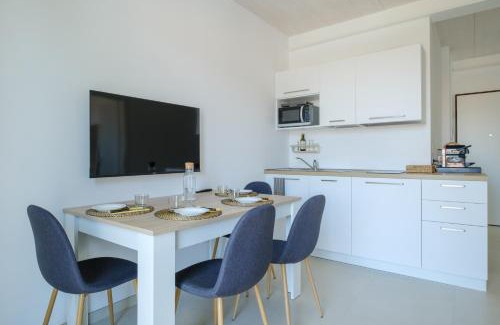 Santo Stefano Apartment | Apartment With Elevator And Private Parking