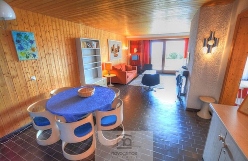 Anzere Apartment | Apartment with entrance corridor, 1 bedroom with 4 single beds, 1 bathroom/WC and 1 separate WC. Liv
