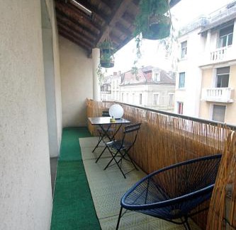 Perigueux Apartment | Apartment with Exceptional View