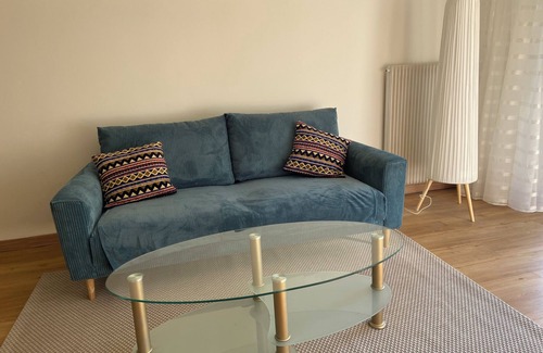 Estanove Apartment | Apartment with garden, communal pool and tennis court 15 minutes from the beach