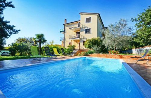 Valica Apartment | Apartment with pool Albina 3