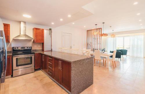 Cap Cana Marina Apartment | Apartment with pool and ocean view in Punta Palmera