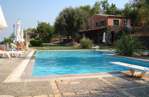 Paleokastritsa Apartment | Apartment with Pool & Near Sea