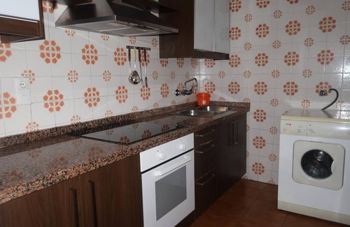 Velilla-Taramay Apartment | Apartment with pool, sea view and WiFi, 10m from Punta Velilla beach