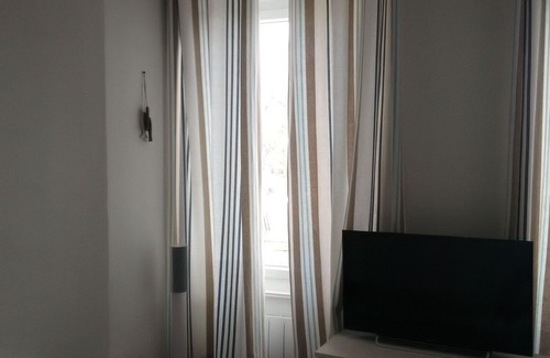 Le Palais Apartment | Apartment with sea view and citadel