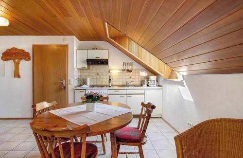 Salem Apartment | Apartment with Shared Garden and Wi-Fi