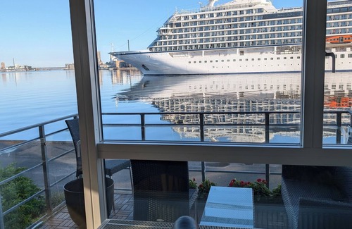 Aalborg Condo | Apartment with stunning views of the Limfjord