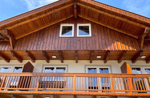 Reichenau Apartment | Apartment 'Zum Klammlhof' with Mountain View, Private Terrace and Wi-Fi