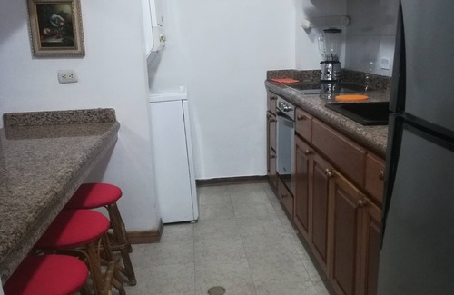 Margarita Island Apartment | Apartmento Cerca de la Playa con Piscina, Terraza, Wifi y Agua Permanente!