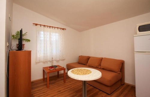 Putnikovic Apartment | Apartments Žuronja