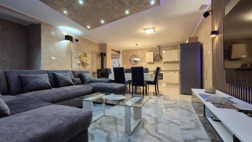 Bilice Apartment | Apartments Adriana