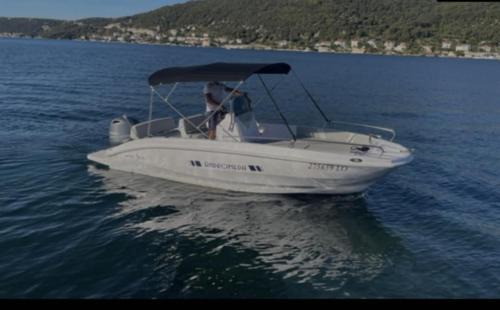 Banjol Apartment | Apartments and boat rental Petra Španjol - crane and moorings