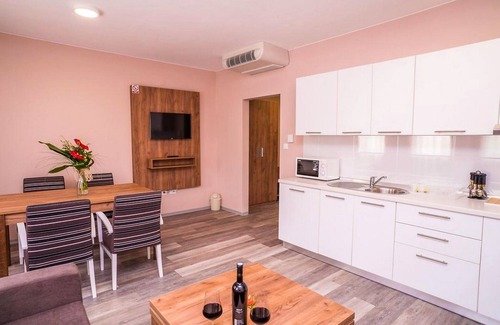 Vrelo Korenicko Apartment | Apartments and rooms Danijel, (16387), Vrelo Korenicko, hr