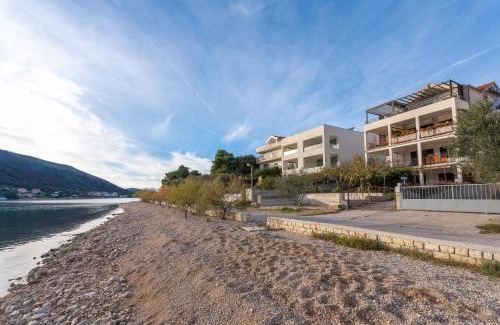 Grebastica House | Apartments and rooms by the sea Grebastica, Sibenik - 13942