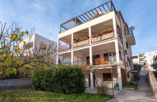 Grebastica House | Apartments and rooms by the sea Grebastica, Sibenik - 13942