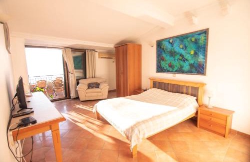 Sveti Stefan Bed & Breakfast | Apartments and Rooms Levantin Inn