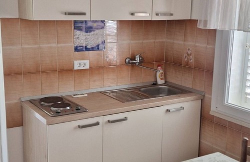 Brna Apartment | Apartments Bleuš - One Bedroom Apartment with Balcony and See View 1