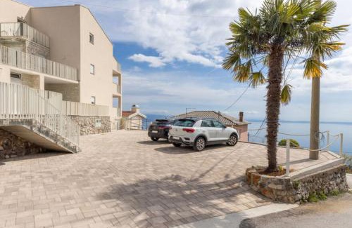 Bregi Apartment | Apartments Bregha
