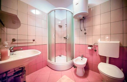 Pasadur Apartment | Apartments Bruna Lastovo-One Bedroom Apartment with Balcony and Sea View-Vanilija