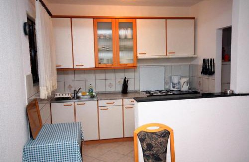 Kampor Apartment | Apartments by the sea Kampor, Rab - 5051