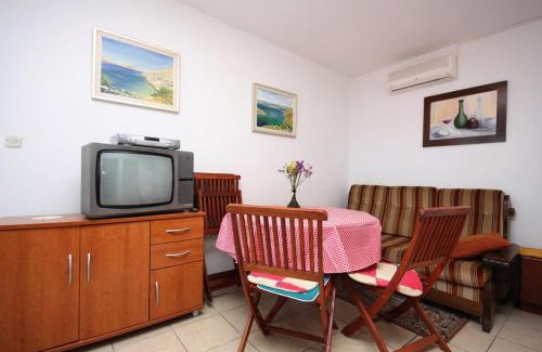 Susica Apartment | Apartments by the sea Murter - 5078