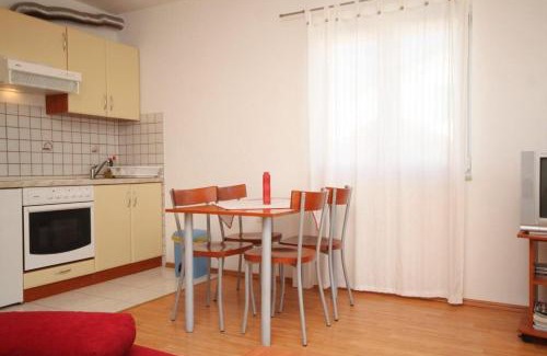Preko Apartment | Apartments by the sea Preko, Ugljan - 8384