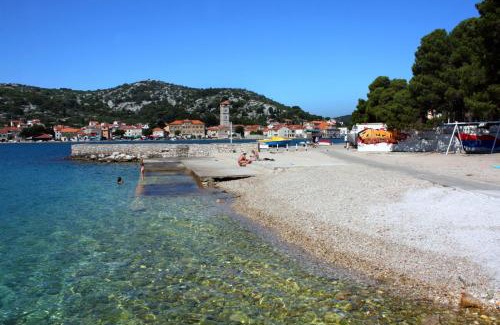 Tijesno Apartment | Apartments by the sea Tisno, Murter - 812
