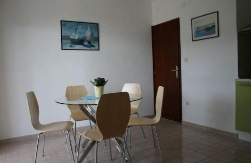 Vinisce Apartment | Apartments Deni