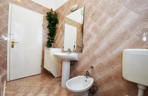 Cancini Apartment | Apartments Ella