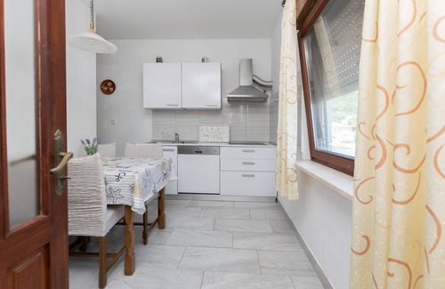 Zavalatica Apartment | Apartments First row (97721-A1) - Zavalatica