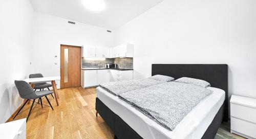 Prague 9 Apartment | Apartments Harfa