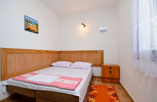 Potocnica Apartment | Apartments Stjepan (13631-A3) - Potocnica - island Pag