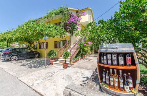 Vrboska Apartment | Apartments and Rooms Anita (33431-A2) - Vrboska - island Hvar