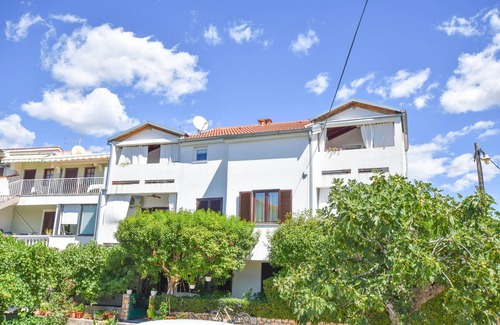 Turanj Apartment | Apartments Josip (27001-A2) - Turanj