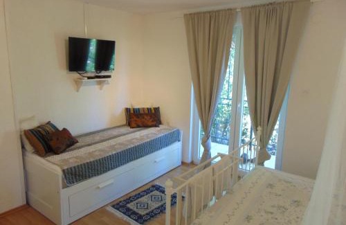 Milcetici Apartment | Apartments Karolina