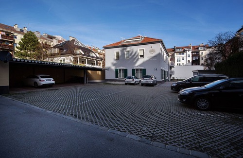 Pradl Apartment | Apartments Leipziger Hof