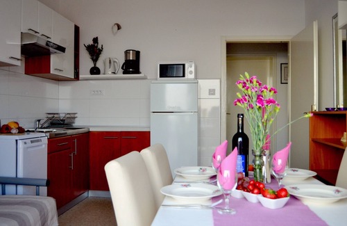 Brsecine Apartment | Apartments Lina - Three Bedroom Apartment with Two Balconies and Sea View