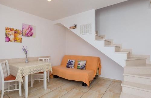 Lozica Apartment | Apartments Lovro - Duplex One Bedroom Apartment with Terrace and Partial Sea View 1