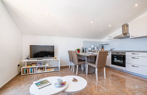 Novigrad Apartment | Apartments Lucija (77282-A2) - Novigrad