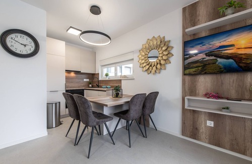 Zrce Apartment | Apartments Mare B with pool